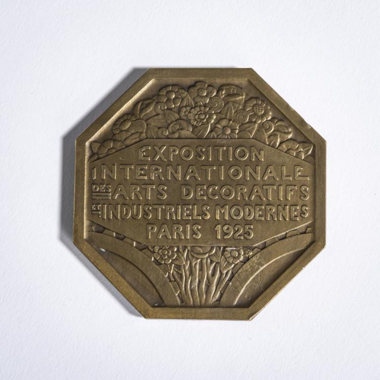 Bild 1 zu Objekt, Plaque 'Exposition internationale des Arts D&eacute;coratifs', 1925, Pierre Turin, 159C 398
