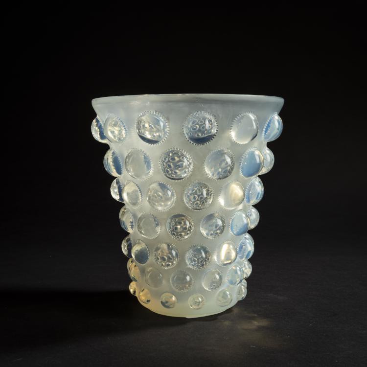 Hauptbild zu Objekt, Vase 'Bammako', 1934, Ren&eacute; Lalique, Lalique, Ren&eacute;, Wingen-sur-Moder, 159A 30