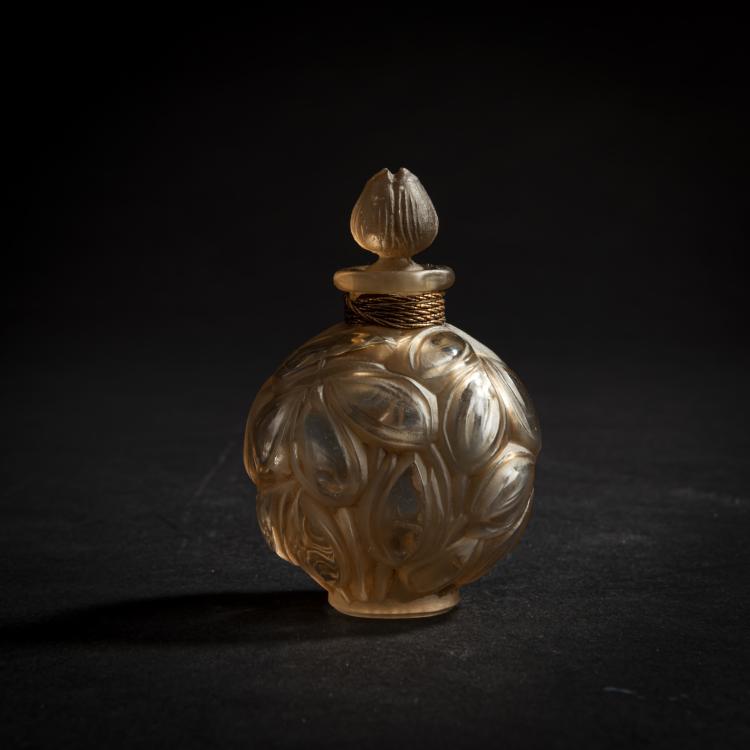 Hauptbild zu Objekt, 'M&eacute;chants mais charmant' perfume bottle for Jay Thorpe, 1927, Ren&eacute; Lalique, Lalique, Ren&eacute;, Wingen-sur-Moder, 159A 13
