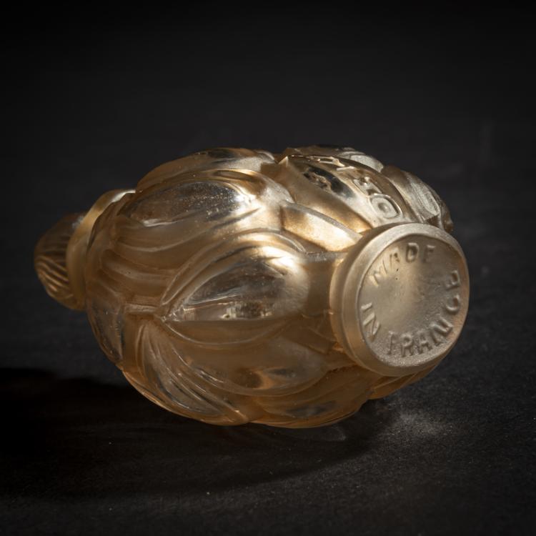 Bild 3 zu Objekt, 'M&eacute;chants mais charmant' perfume bottle for Jay Thorpe, 1927, Ren&eacute; Lalique, Lalique, Ren&eacute;, Wingen-sur-Moder, 159A 13