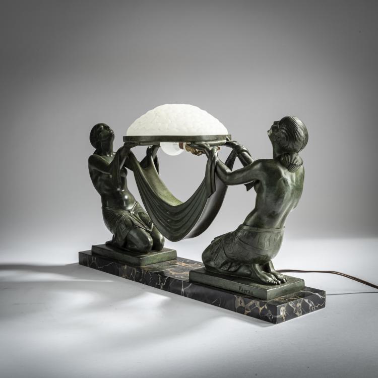 Bild 2 zu Objekt, Table light, c. 1930, Pierre Le Faguays, Fayral, Paris, 159C 434
