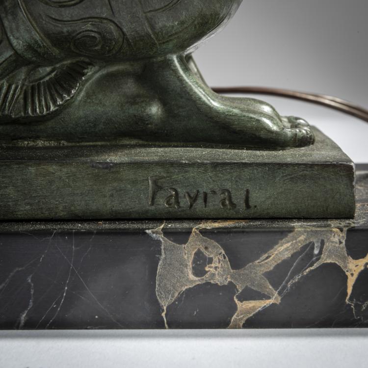 Bild 4 zu Objekt, Table light, c. 1930, Pierre Le Faguays, Fayral, Paris, 159C 434