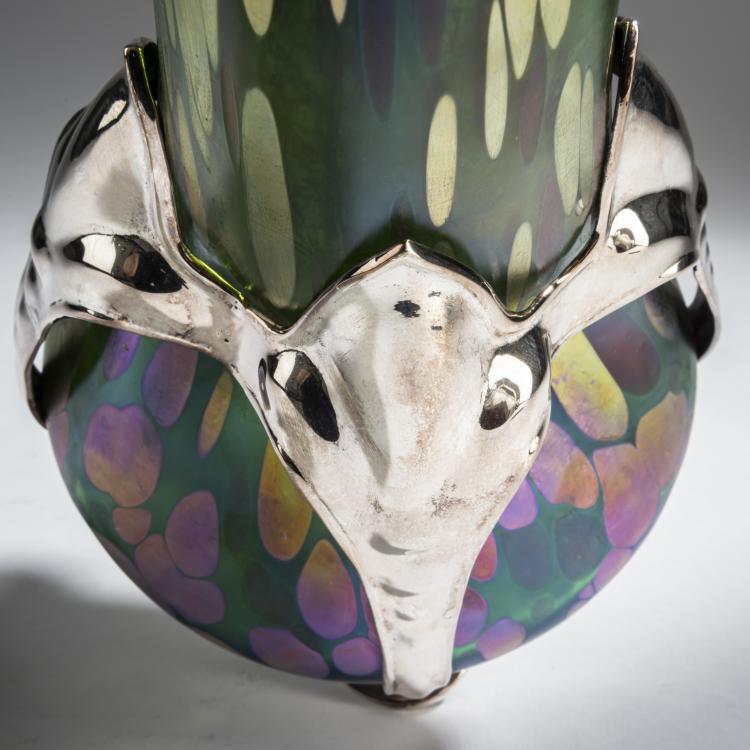 Bild 4 zu Objekt, 'Papillon'-Vase mit Metallmontierung, um 1904, L&ouml;tz Wwe., Klosterm&uuml;hle, 159B 317