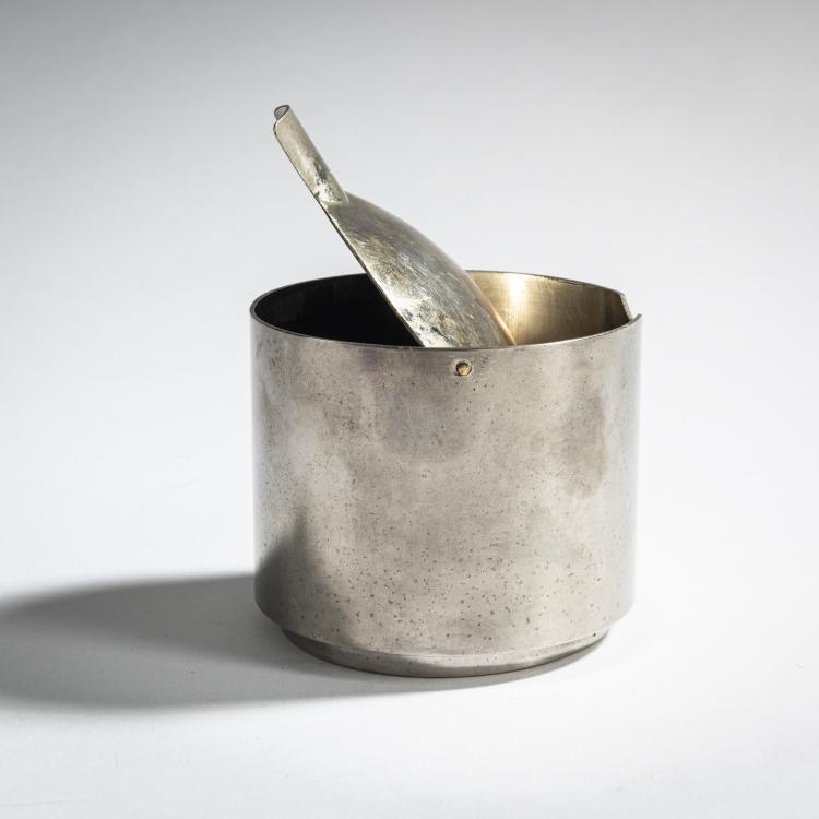 Bild 1 zu Objekt, Bauhaus ashtray 'MT 35', c. 1924, Marianne Brandt, Bauhaus, 160A 67