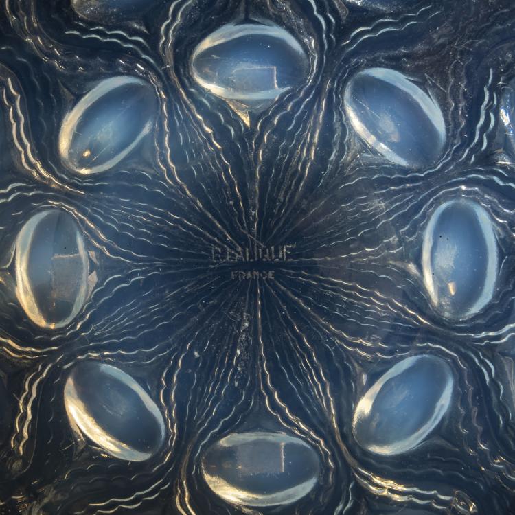 Bild 1 zu Objekt, Schale 'Bulbes N&deg; 2', 1935, Ren&eacute; Lalique, Lalique, Ren&eacute;, Wingen sur Moder, 159A 33