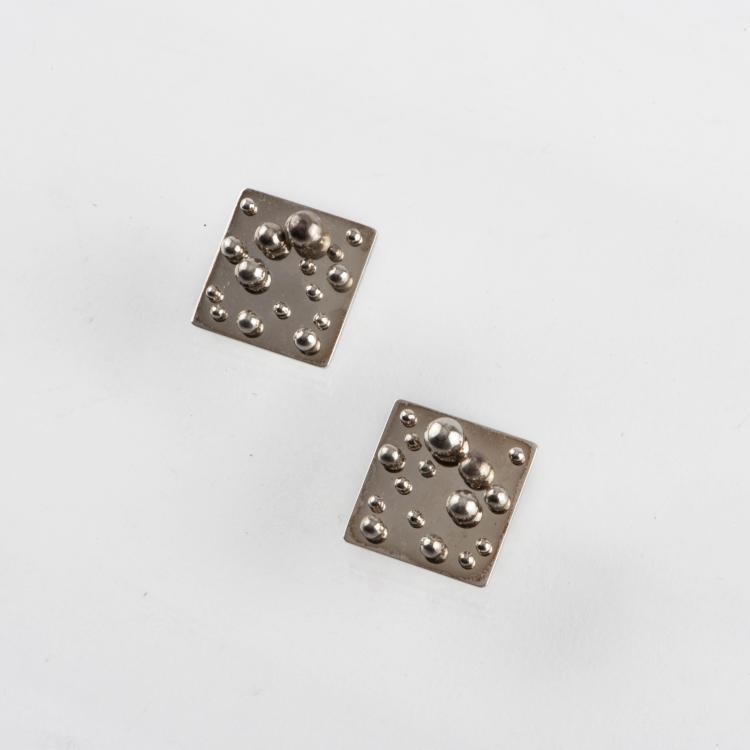 Hauptbild zu Objekt, Pair of clip earrings, 2005, Pol Bury, 160D 652