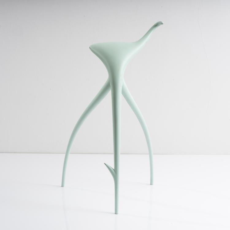 Bild 2 zu Objekt, Hocker 'W.W. Stool', 1990, Philippe Starck, Vitra, Weil am Rhein, 161C 747