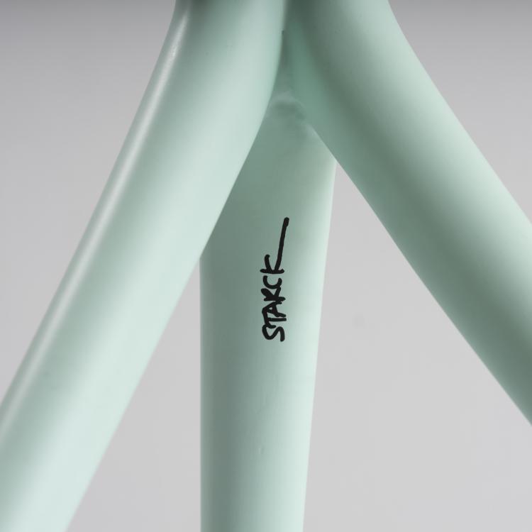 Bild 4 zu Objekt, Hocker 'W.W. Stool', 1990, Philippe Starck, Vitra, Weil am Rhein, 161C 747