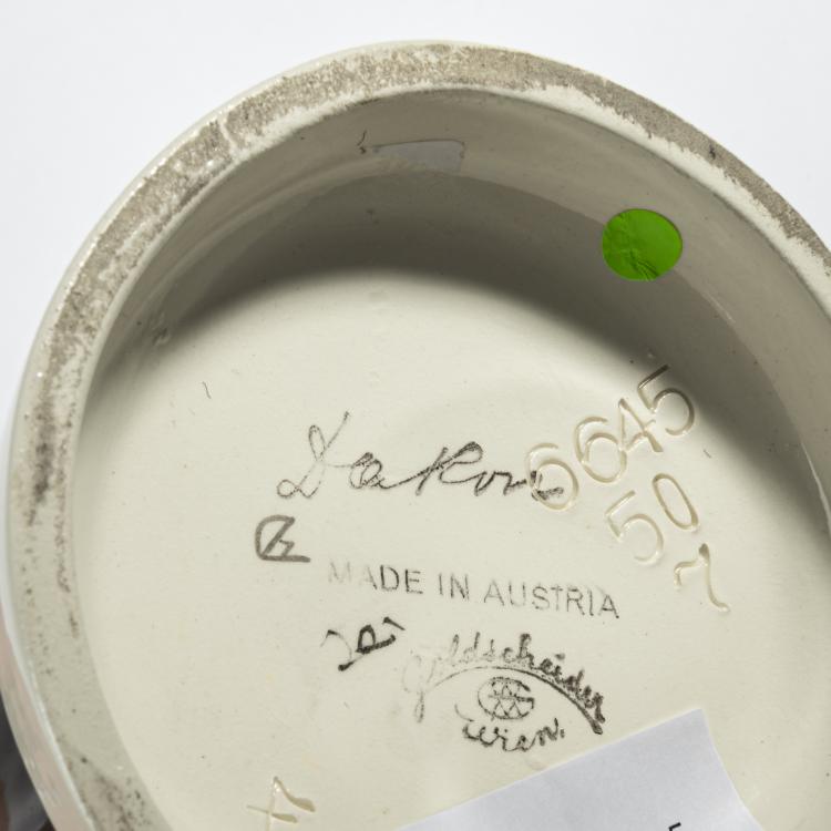 Bild 5 zu Objekt, 'Rendezvous', 1932/33, Stephan Dakon, Goldscheider, Wien, 161E 1232