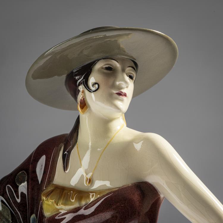 Bild 4 zu Objekt, Spanierin, um 1929, Josef Lorenzl, Goldscheider, Wien, 161E 1228