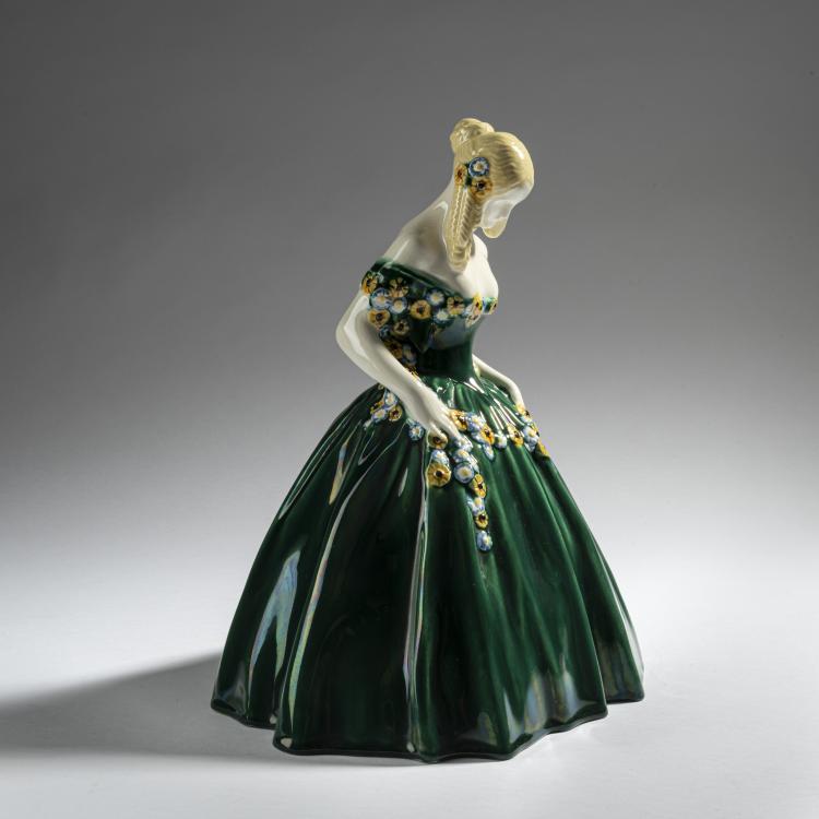 Hauptbild zu Objekt, Crinoline with flower garland, 1907, Michael Powolny, Gmundner Keramik, 161E 1204