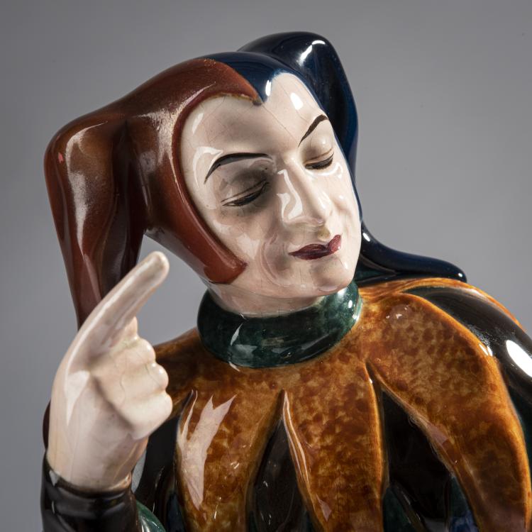 Bild 1 zu Objekt, 'Sitzender Till Eulenspiegel mit Eule', um 1923/24, Josef Lorenzl, Goldscheider, Wien, 161E 1216