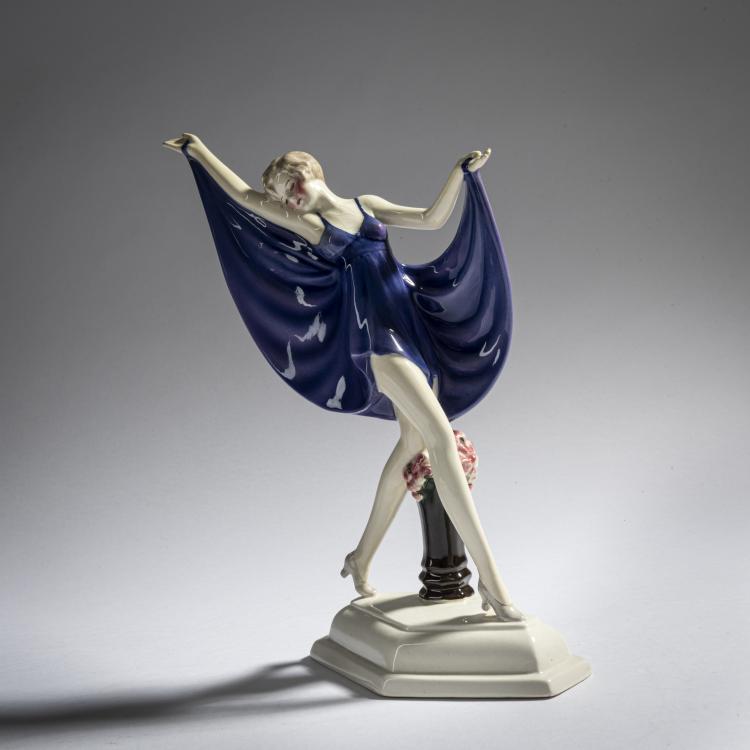 Bild 1 zu Objekt, 'Schreitende T&auml;nzerin im Schmetterlingskost&uuml;m', um 1929, Josef Lorenzl, Goldscheider, Wien, 161E 1230