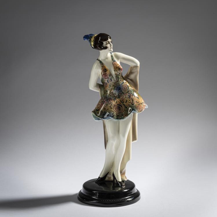 Hauptbild zu Objekt, 'Stehende T&auml;nzerin mit Kopfputz', um 1924, Wilhelm Thomasch, Goldscheider, Wien, 161E 1219