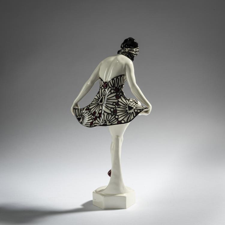 Bild 2 zu Objekt, Dancer in a short dress with a headband, c. 1925, Bloch, B (Stella), Eichwald, 161E 1202