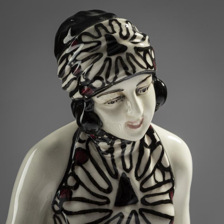 Bild 4 zu Objekt, Dancer in a short dress with a headband, c. 1925, Bloch, B (Stella), Eichwald, 161E 1202