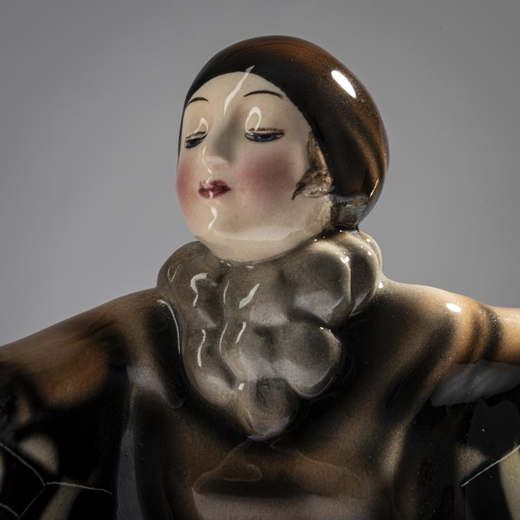 Bild 4 zu Objekt, 'Gefangener Vogel', um 1922, Josef Lorenzl, Goldscheider, Wien, 161E 1237