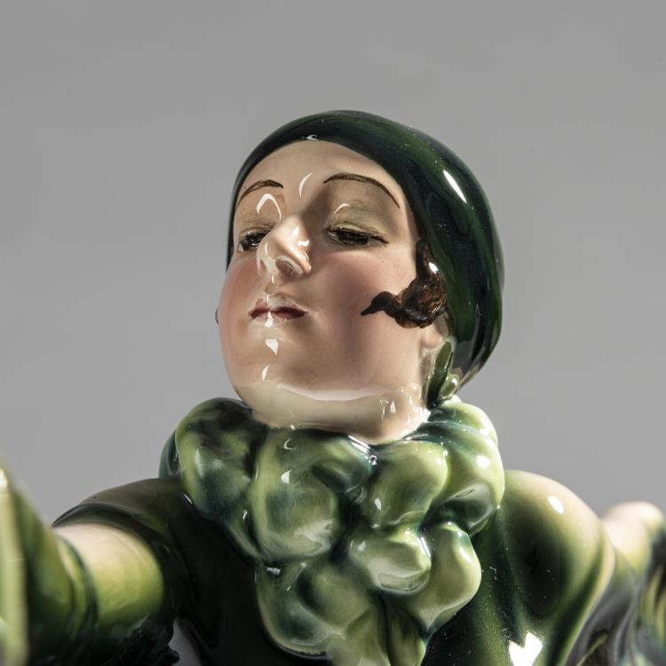 Bild 6 zu Objekt, 'Captive Bird', c. 1922, Josef Lorenzl, Goldscheider, Wien, 161E 1215