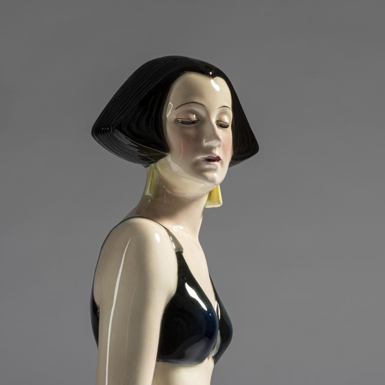 Bild 4 zu Objekt, 'Maria Jeritza', c. 1928, Josef Lorenzl, Goldscheider, Wien, 161E 1227