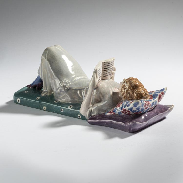 Bild 1 zu Objekt, 'Lady Lying with a Book', 1914-16, Eduard Klablena, Langenzersdorf, 161E 1249