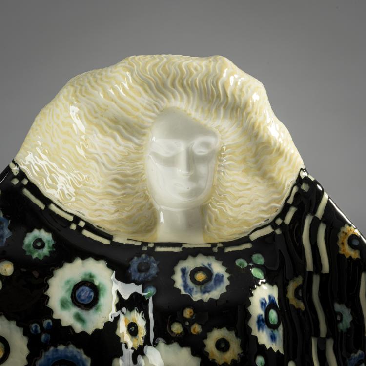 Bild 5 zu Objekt, Figur im Stile der Wiener Secession, um 1900, Wien, Kunstgewerbeschule, 161E 1255