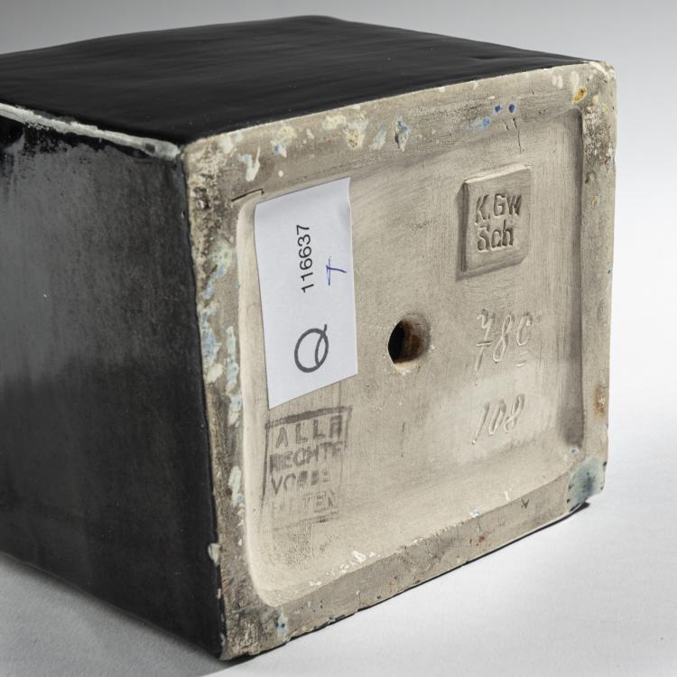 Bild 7 zu Objekt, Figur im Stile der Wiener Secession, um 1900, Wien, Kunstgewerbeschule, 161E 1255