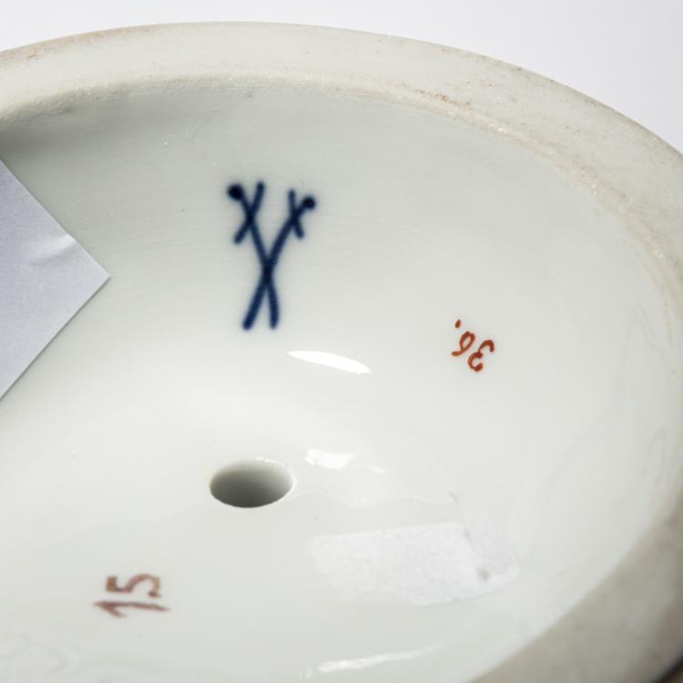 Bild 4 zu Objekt, 'Mutter mit einem Kind spielend', 1911-12, Paul Helmig, Meissen, 161E 1168