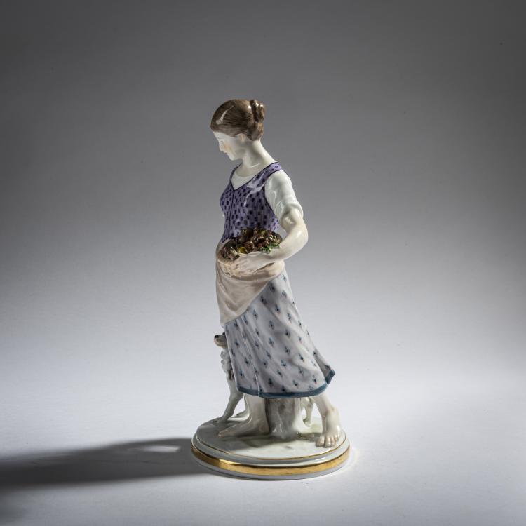 Bild 4 zu Objekt, 'Country Girl with a German spaniel', 1901-04, Jakob Ungerer, Meissen, 161E 1151