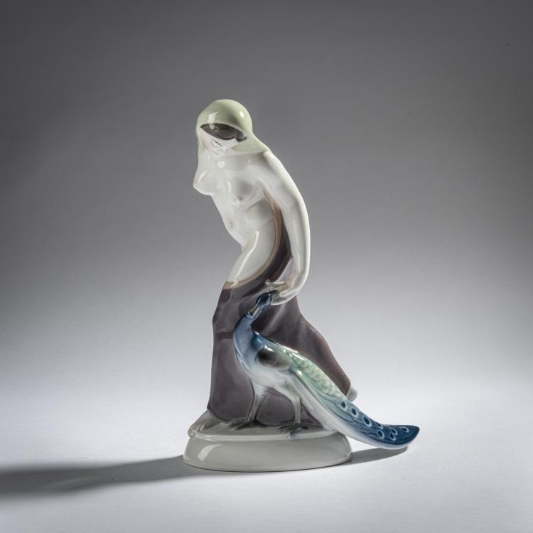 Hauptbild zu Objekt, 'Indian woman' from the Wedding Parade, 1910, Adolph Amberg, Berlin, KPM, 161E 1125