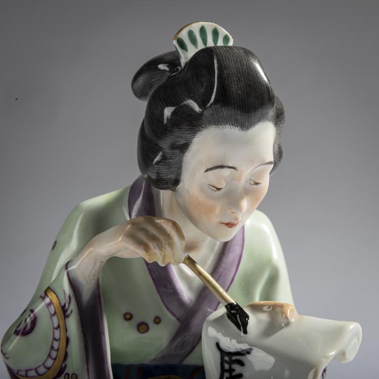 Bild 2 zu Objekt, 'Japanese woman, writing', 1913/14, Alfred Otto Adalbert K&ouml;nig, Meissen, 161E 1171
