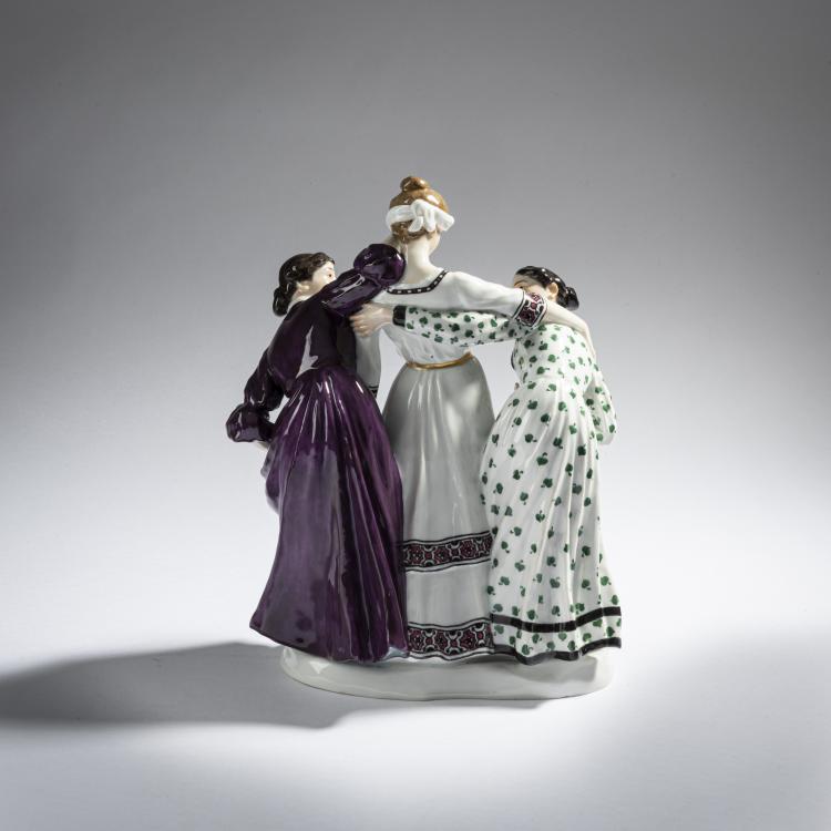 Bild 4 zu Objekt, 'Three Girls Playing Blind Man's bluff', 1905, Karl Theodor Eichler, Meissen, 161E 1178