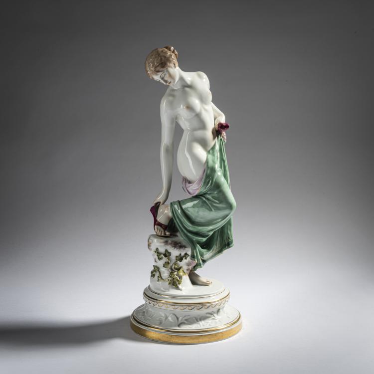 Hauptbild zu Objekt, 'After the Bath', 1883, Robert Ockelmann, Meissen, 161E 1148