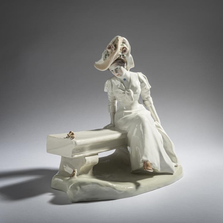 Hauptbild zu Objekt, 'Lady Sitting on a Bench', 1905-10, Konrad Hentschel, Meissen, 161E 1158