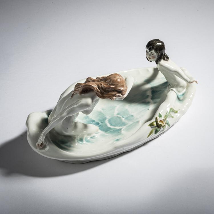 Bild 3 zu Objekt, 'Dish with two Figures', 1905-10, Paul Helmig, Meissen, 161E 1159