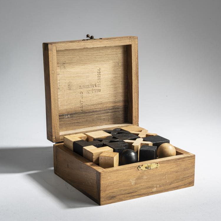 Hauptbild zu Objekt, Bauhaus - Schachspiel 'XVI', 1924, Josef Hartwig, Bauhaus Dessau, 160A 66