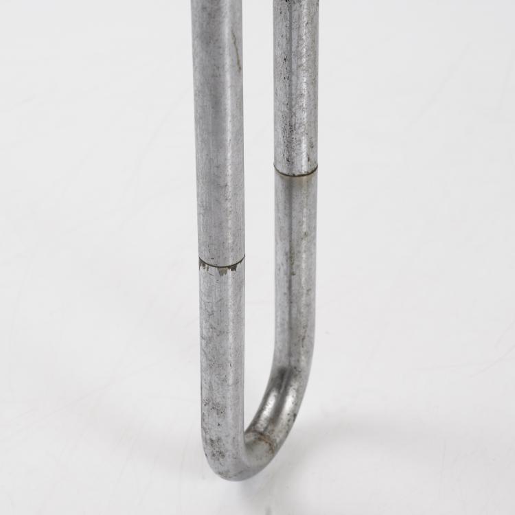 Bild 6 zu Objekt, 'B 10' table, 1927, Marcel Breuer, Thonet, Frankenberg, 160A 79