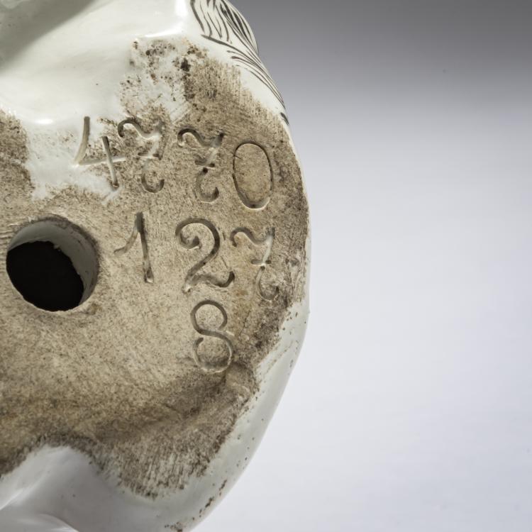 Bild 5 zu Objekt, 'Seated Pan playing the flute', c. 1900, Hans Stoltenberg-Lerche, Goldscheider, Wien, 162C 483