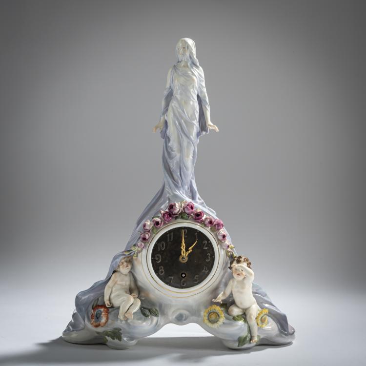 Hauptbild zu Objekt, 'Clock case with girl as Future, two children as Day and Night', 1901-04, Paul Helmig, Meissen, 161E 1152
