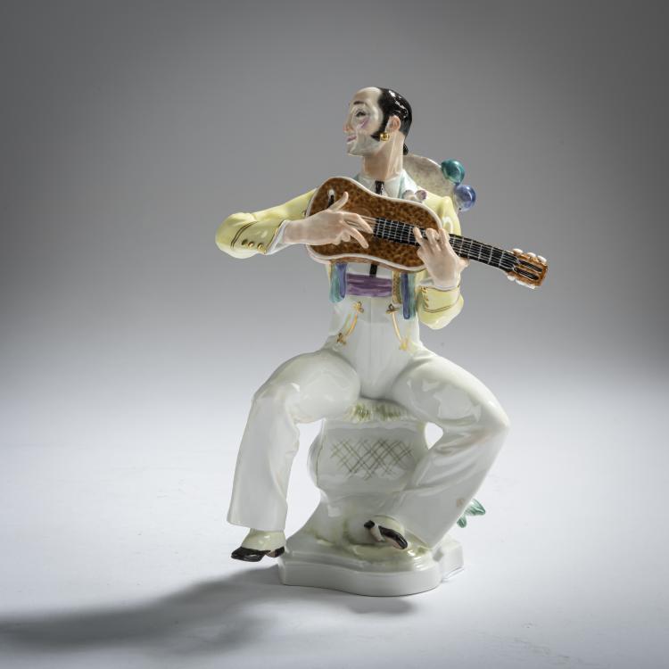 Hauptbild zu Objekt, 'Spaniard with Lute', 1933, Paul Scheurich, Meissen, 161E 1177