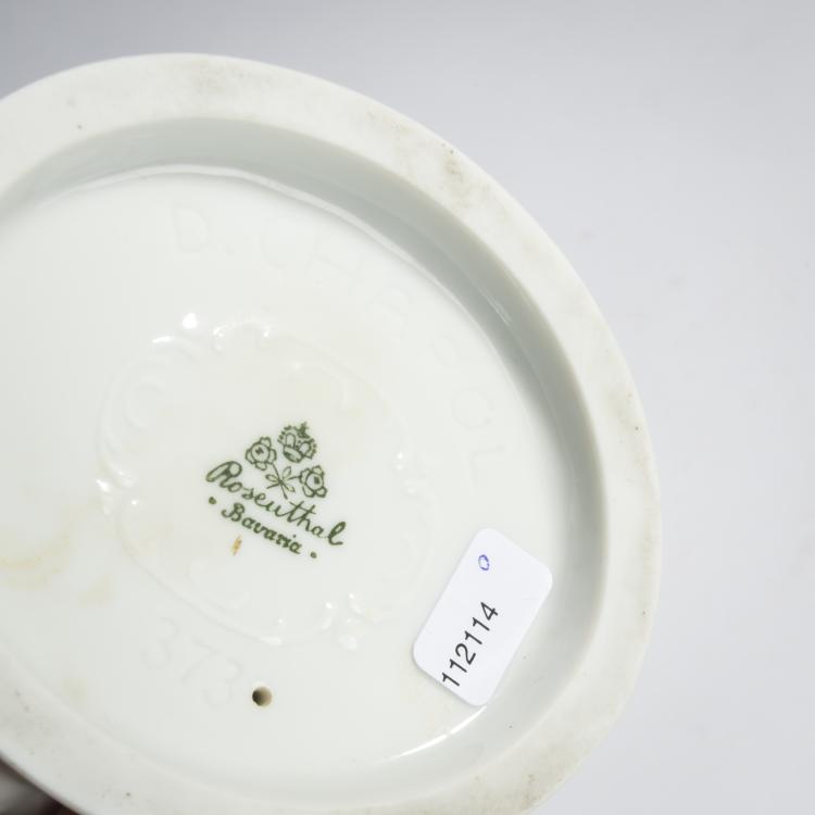 Bild 6 zu Objekt, Frau mit Reitgerte, um 1926, Dorothea Charol, Rosenthal, Selb, 161E 1194