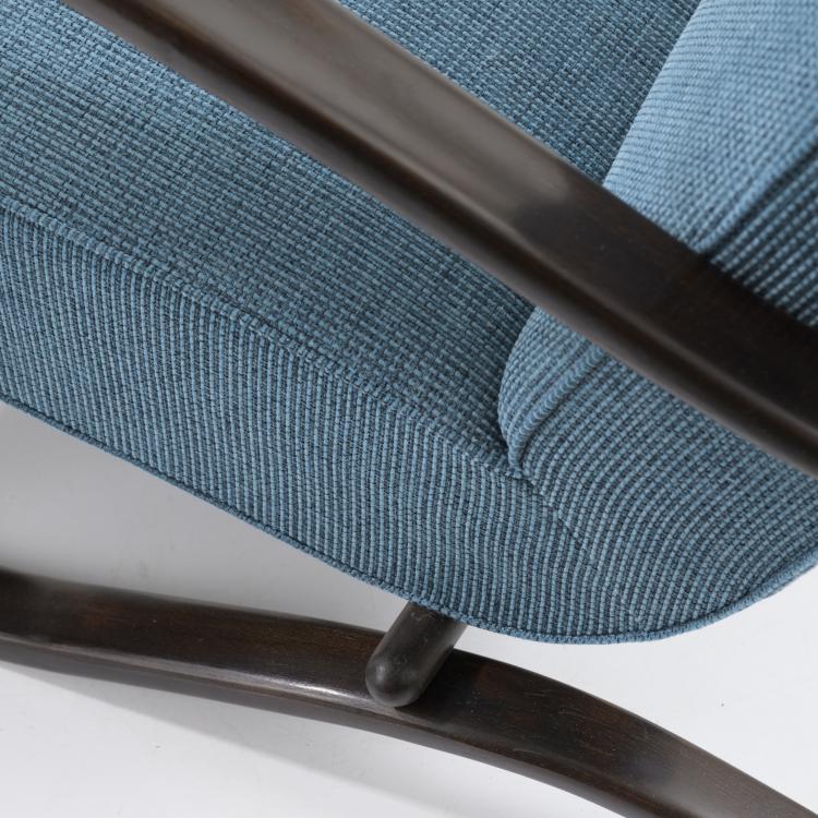 Bild 7 zu Objekt, Zwei Armlehnsessel 'H 269' mit Ottoman, 1930/40er Jahre, Jindřich Halabala, Thonet Mundus, Tschechoslowakei, 161C 474