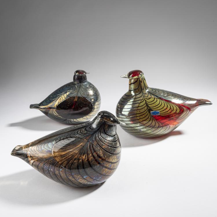 Hauptbild zu Objekt, Three pheasants 'Fasaani', 1981, Oiva Toikka, Nuutaj&auml;rvi, Notsj&ouml;; Iittala, Kalvola, 161D 826