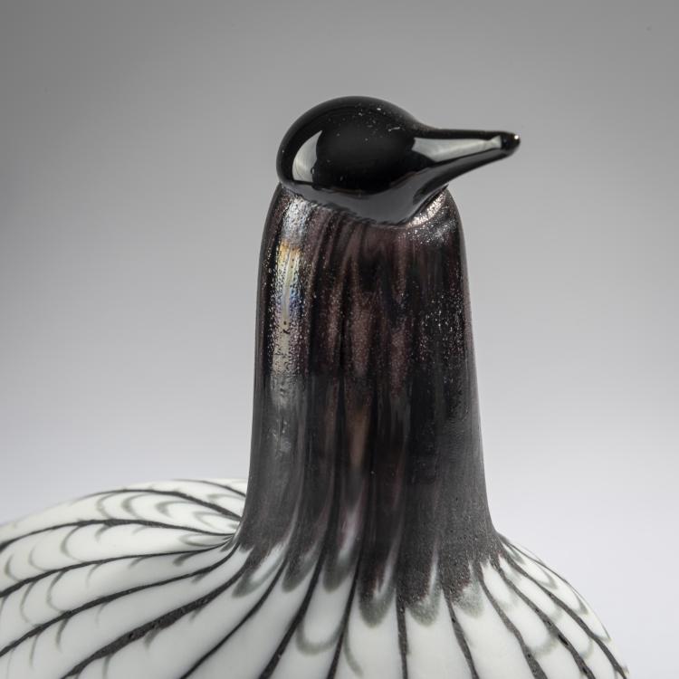 Bild 2 zu Objekt, Diver 'Mustap&auml;&auml;uikku', 1996-98, Oiva Toikka, Nuutaj&auml;rvi, Notsj&ouml;; Iittala, Kalvola, 161D 922