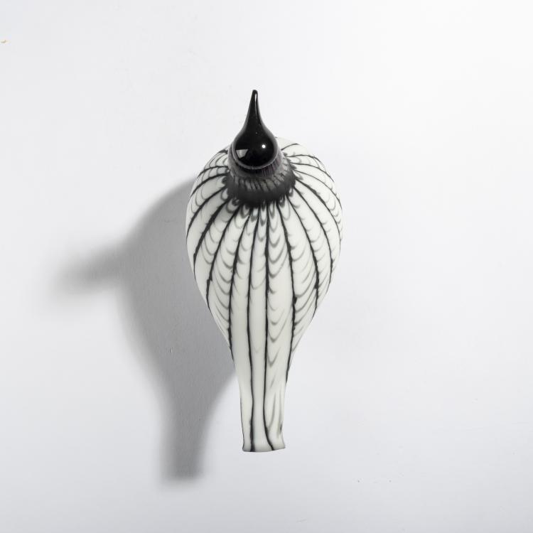 Bild 3 zu Objekt, Diver 'Mustap&auml;&auml;uikku', 1996-98, Oiva Toikka, Nuutaj&auml;rvi, Notsj&ouml;; Iittala, Kalvola, 161D 922