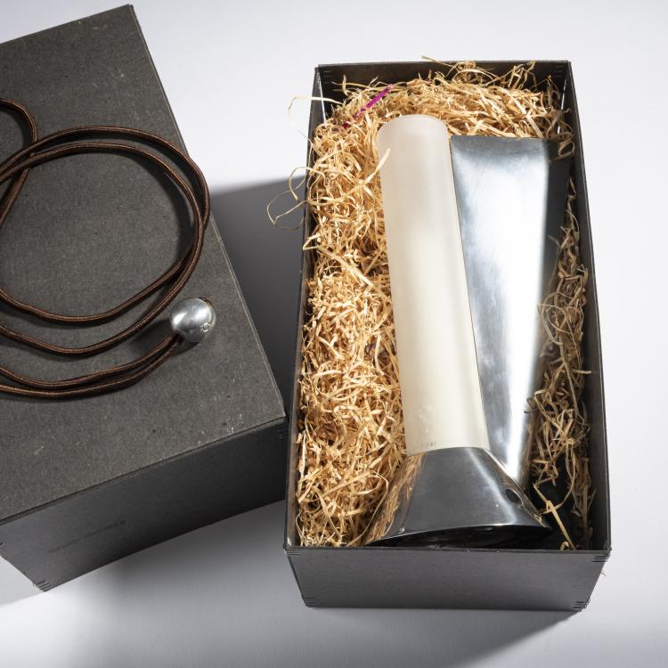 Bild 4 zu Objekt, 'Luciana Fortyfour' lantern, 1988, Philippe Starck, O.W.O, Montfort-l'Amaury, 161C 698