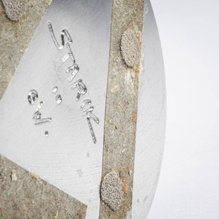 Bild 2 zu Objekt, 'O'Kelvin' candle holder, 1989, Philippe Starck, O.W.O, Montfort-l'Amaury, 161C 702