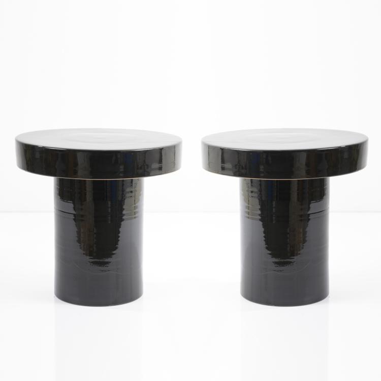 Hauptbild zu Objekt, Two side tables, 1970s, Italien, 161A 195