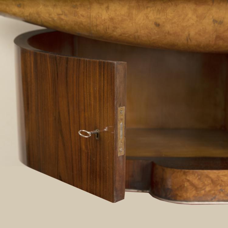 Bild 1 zu Objekt, Konsoltisch, um 1930, Italien, 161A 4