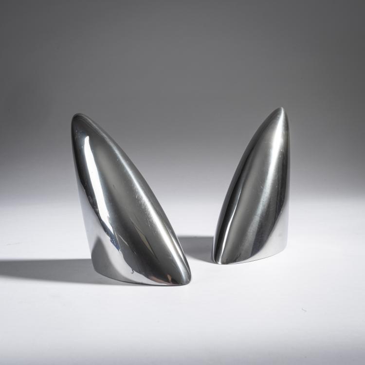 Bild 1 zu Objekt, 2 'Chab Wellington' coat hooks, 1987, Philippe Starck, O.W.O, Montfort-l'Amaury, 161C 708