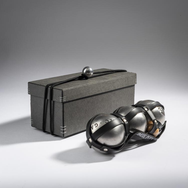 Hauptbild zu Objekt, 'Astronomie Populaire' boules game, 1980s, Jean-Michel Alberola, O.W.O, Montfort-l'Amaury, 161C 735